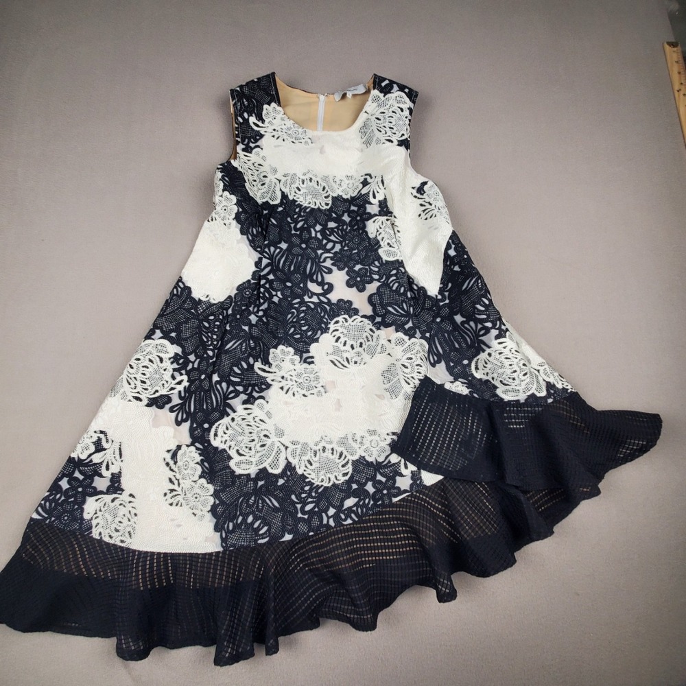 Black/ White Layered Lace Swing Cocktail Dress Size L Fit and Flare Asymmetrical
